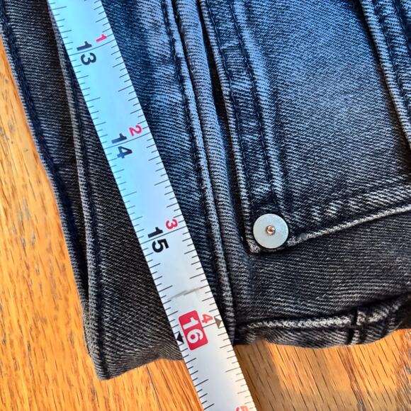 Madewell Women's Cut Off Denim Shorts from Classic Straight Jean Size 31 - Picture 5 of 6